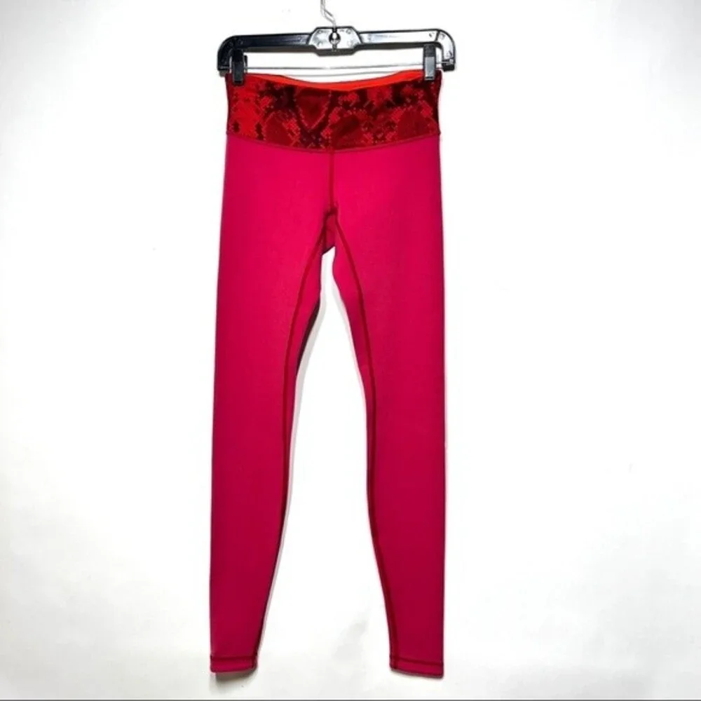 Lululemon Wunder Under Pant III (Reversible) Cranberry / Alarming 4